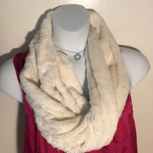 2 scarfs: Soo soft infinity 1 cream & 1 black Cynthia Rowley